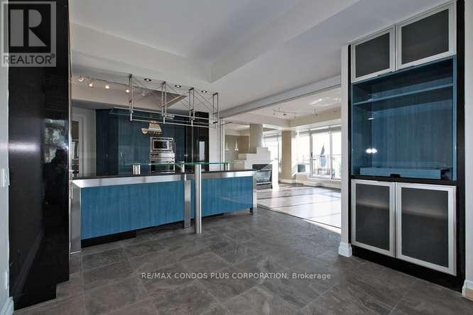 #902W 500 QUEENS QUAY W. - 22