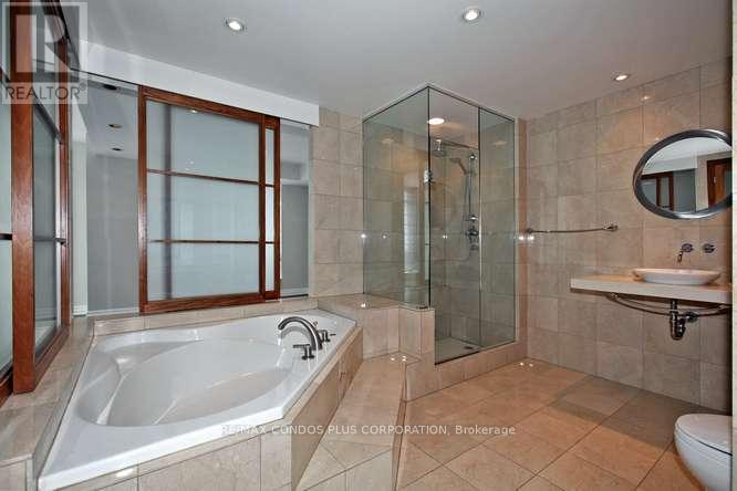 #902W 500 QUEENS QUAY W. - 31