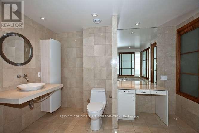 #902W 500 QUEENS QUAY W. - 33