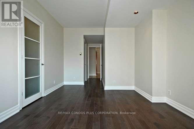 #902W 500 QUEENS QUAY W. - 37