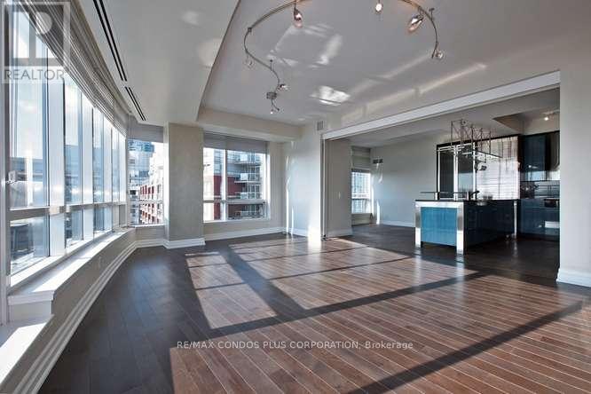 #902W 500 QUEENS QUAY W. - 8