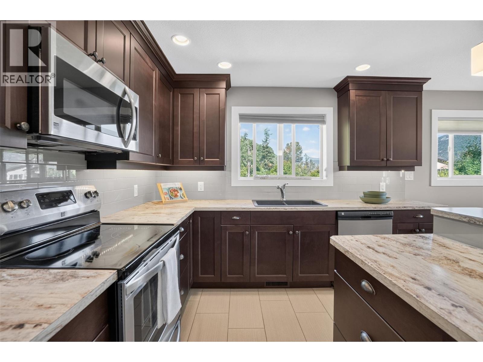 1115 West Richards Street - 15