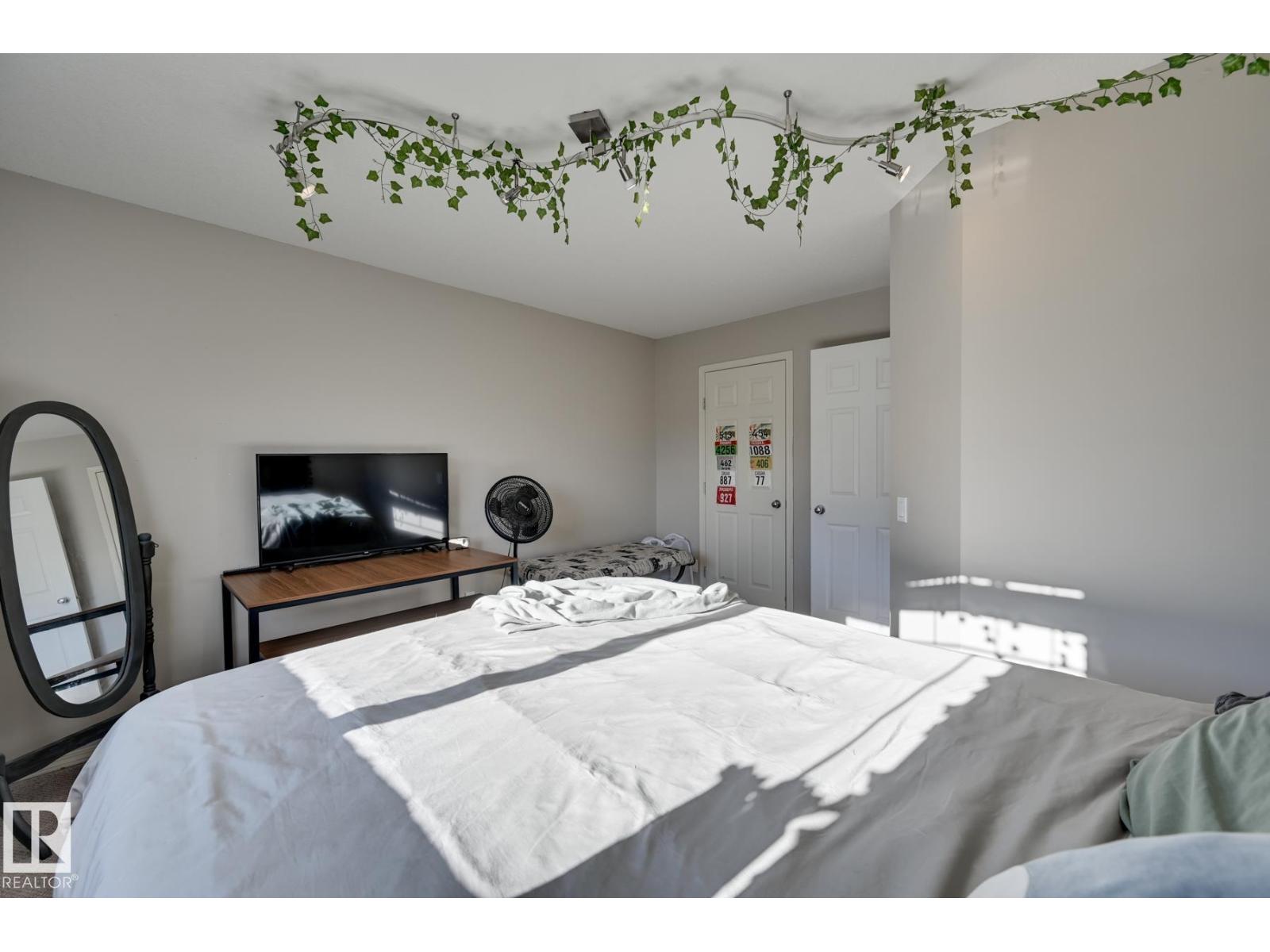 #99 150 EDWARDS DR SW - 17