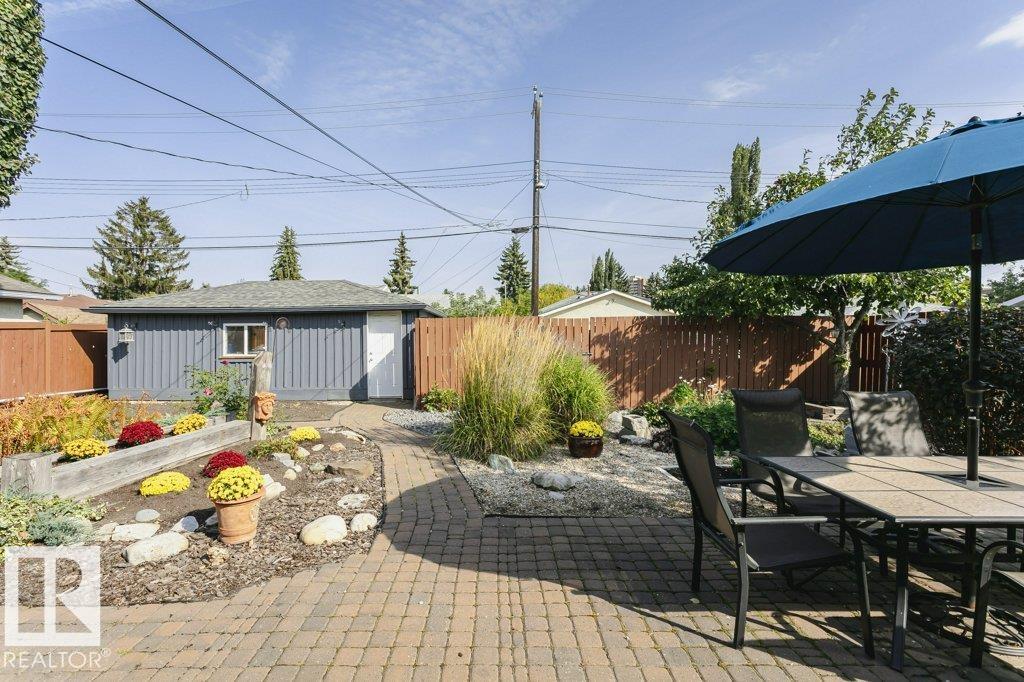 15634 81 AV NW - 34