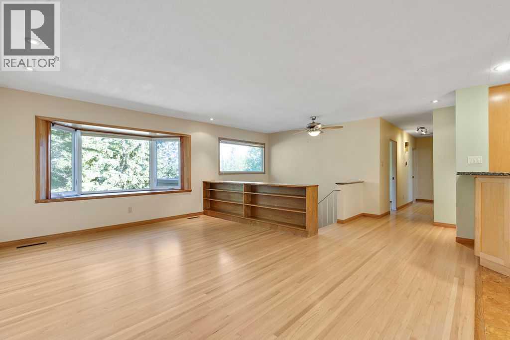 2415 Chicoutimi Drive NW - photo 4