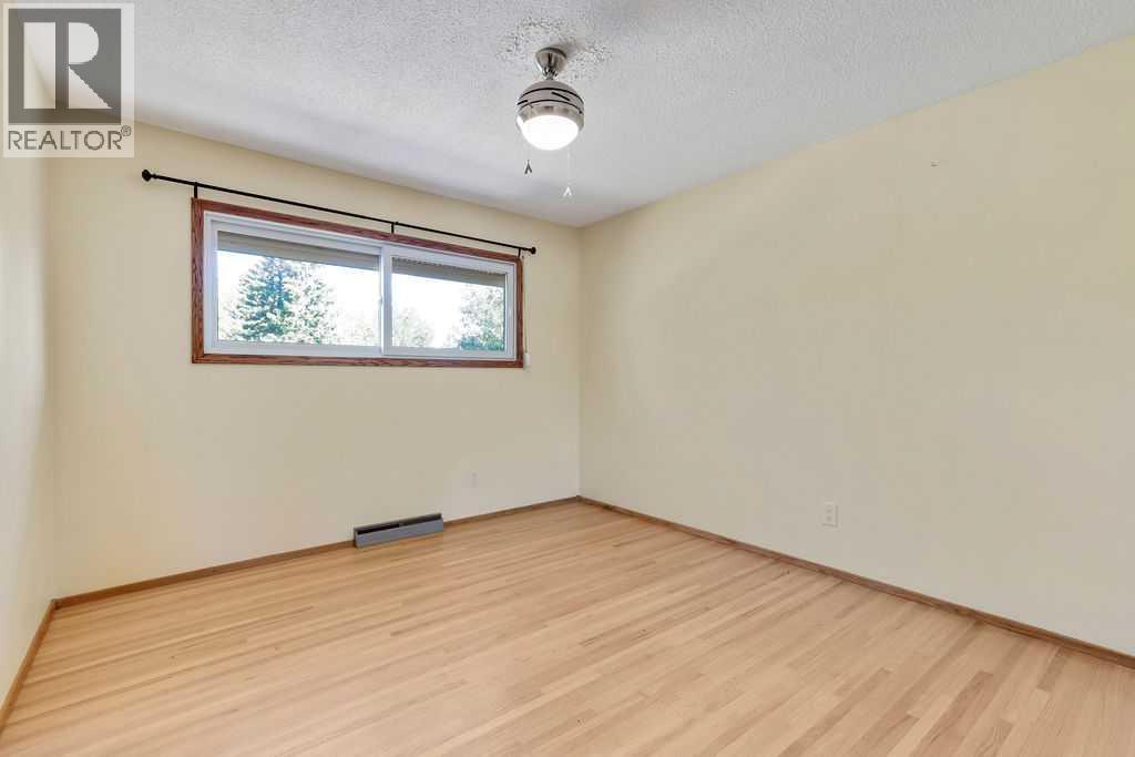 2415 Chicoutimi Drive NW — photo 15