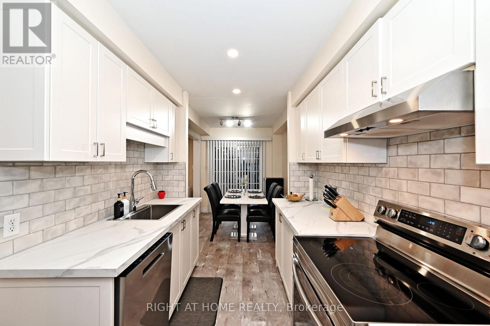 73 BLOOMGATE CRESCENT - 19
