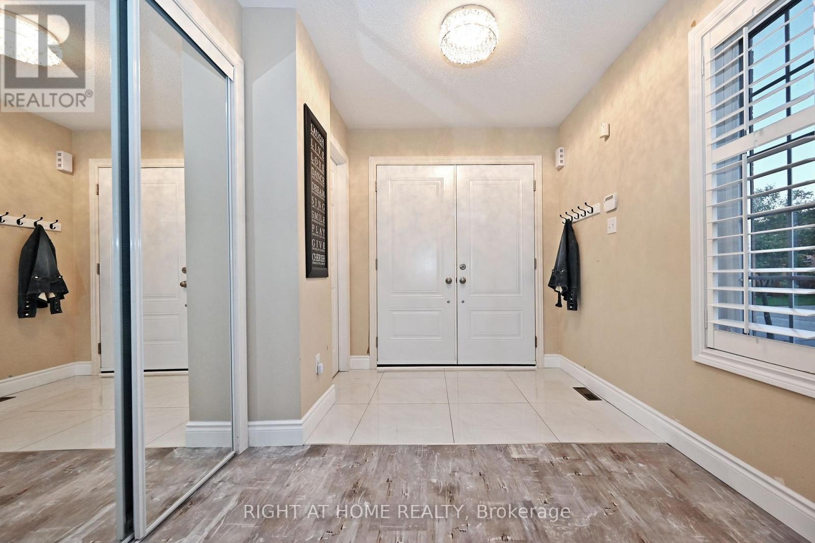 73 BLOOMGATE CRESCENT - 5
