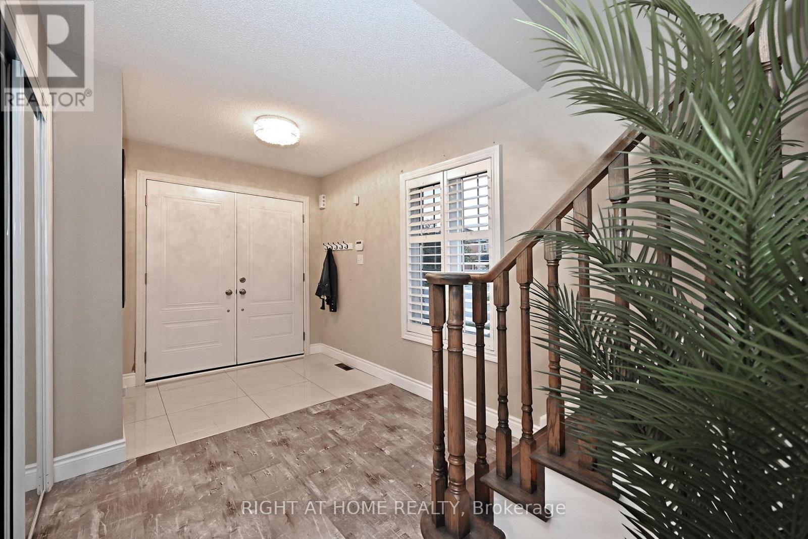 73 BLOOMGATE CRESCENT - 7