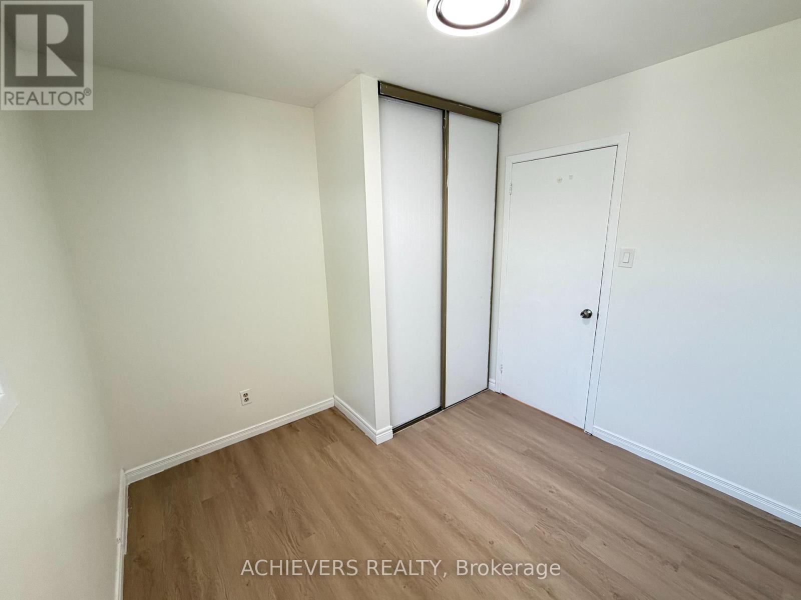 176 CULVER CRESCENT - 12