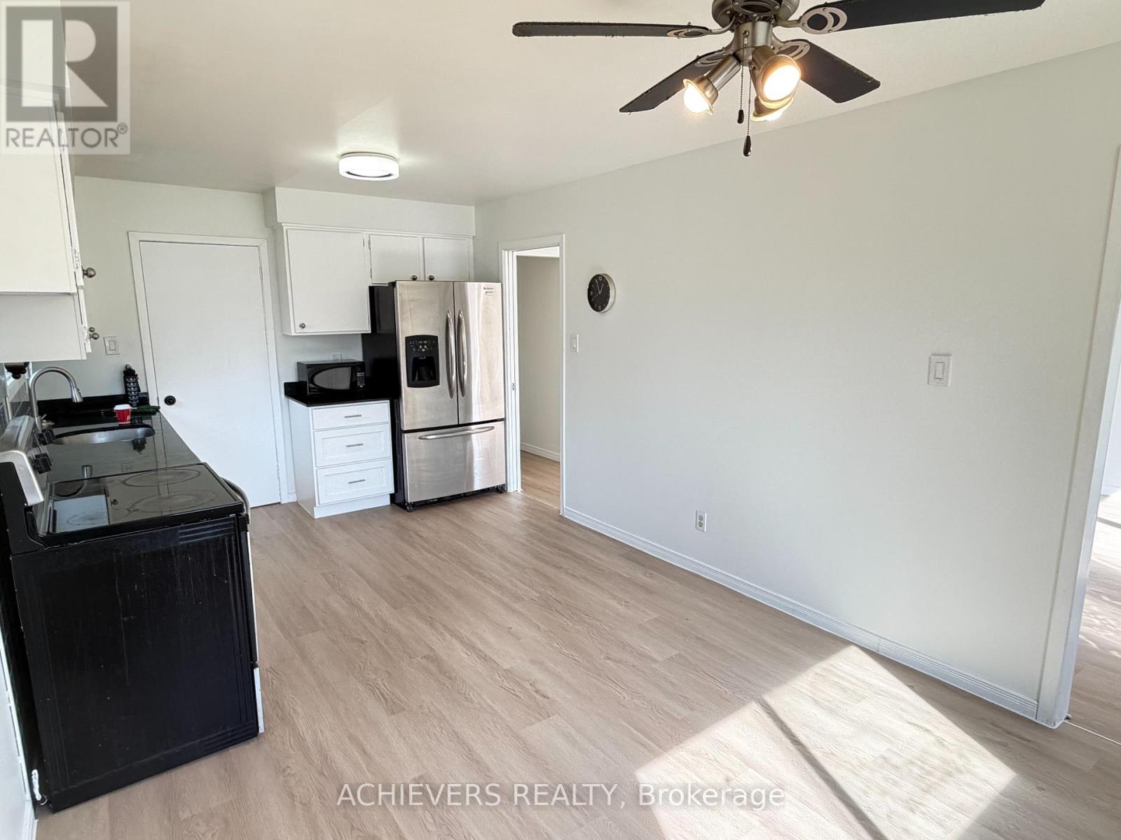 176 CULVER CRESCENT - 7