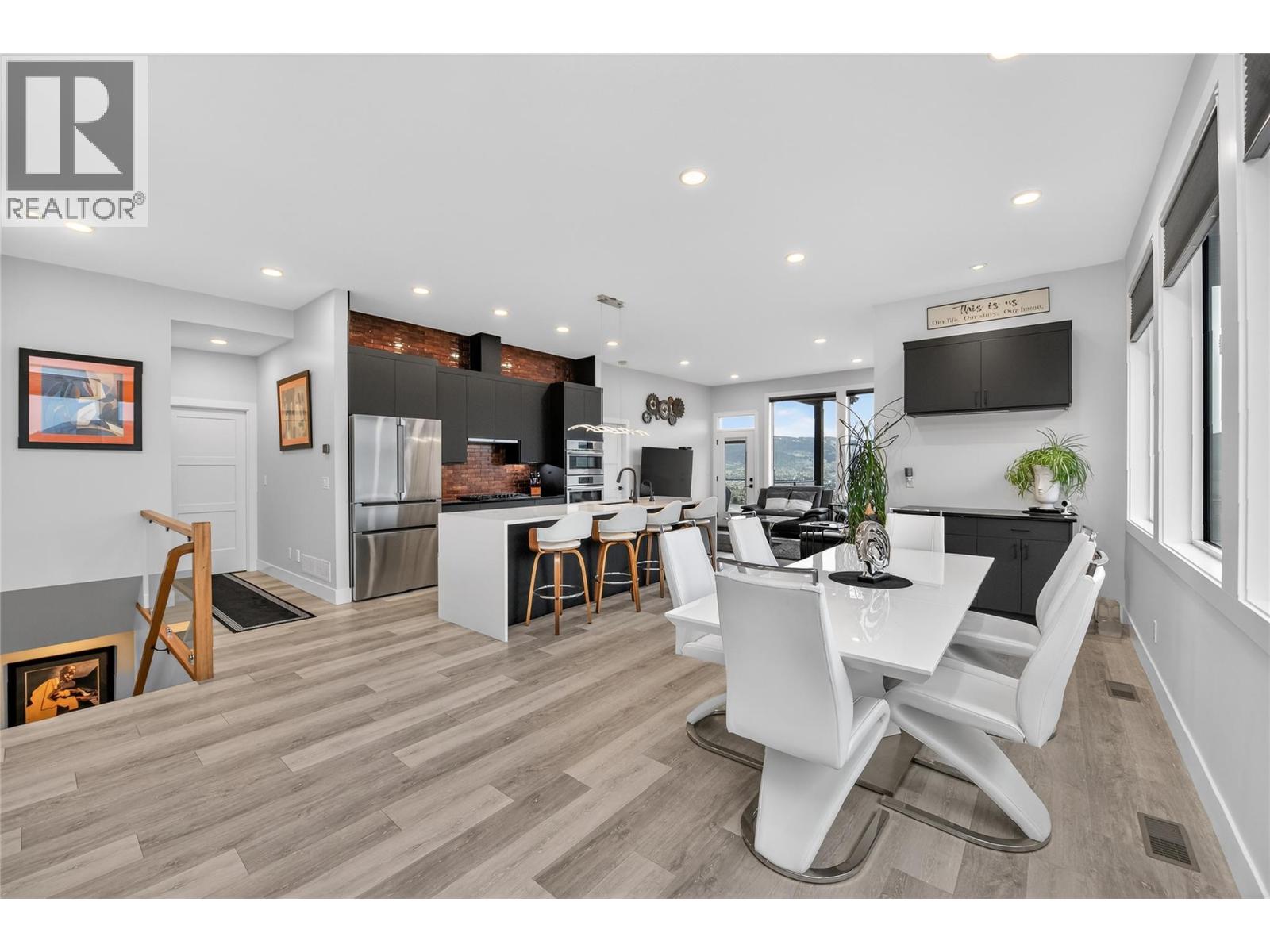 #1 496 Silversage Place - 5