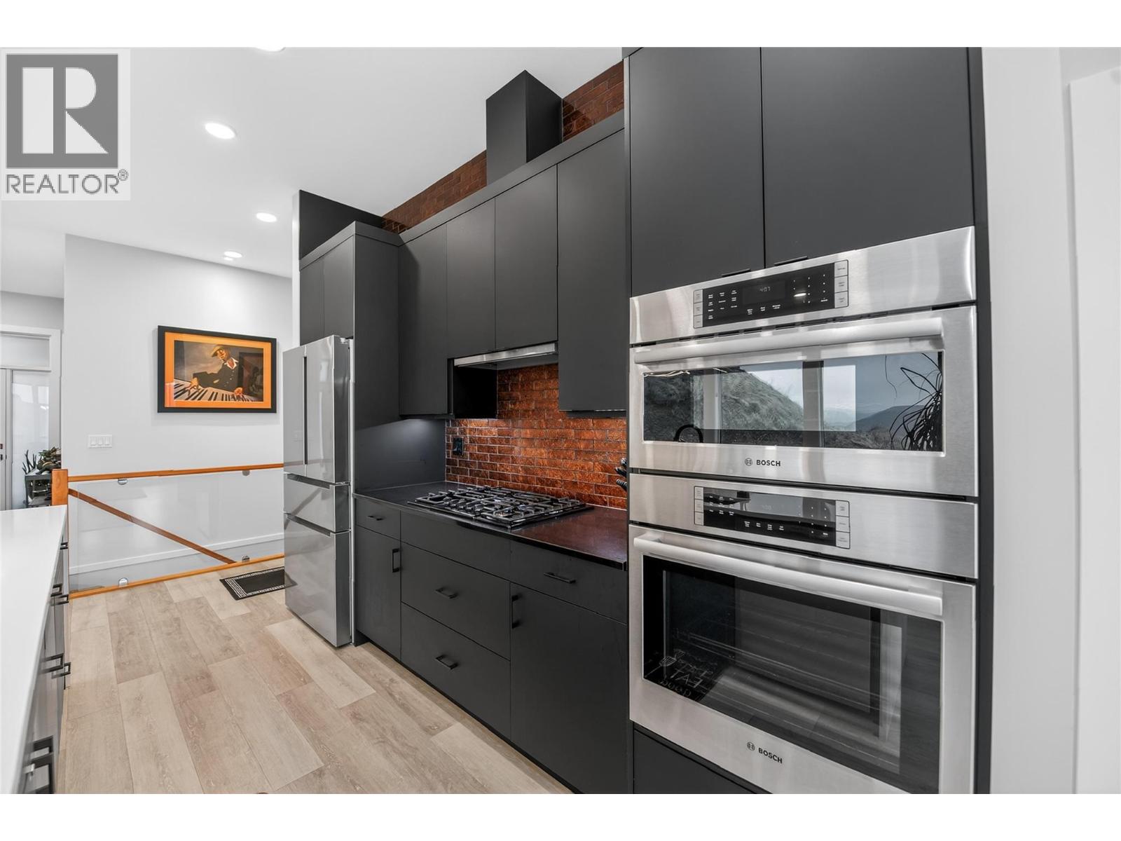 #1 496 Silversage Place - 11