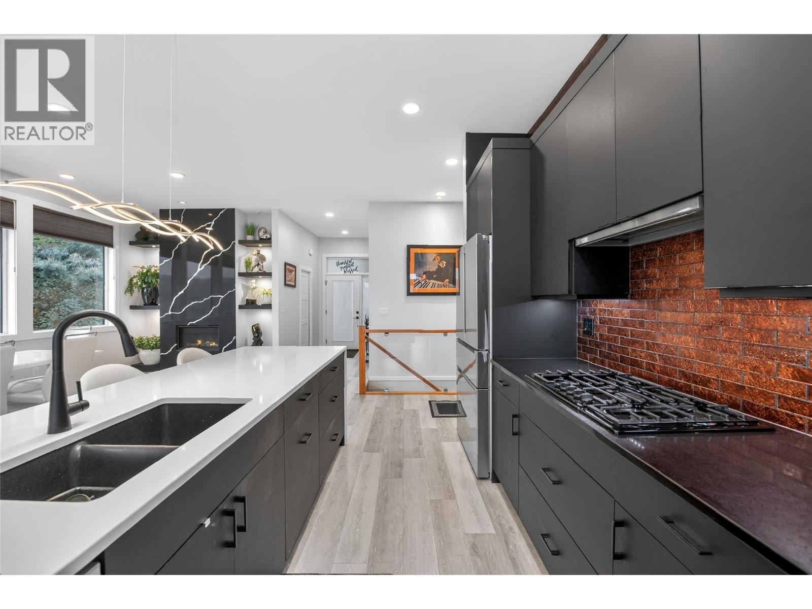 #1 496 Silversage Place - 12