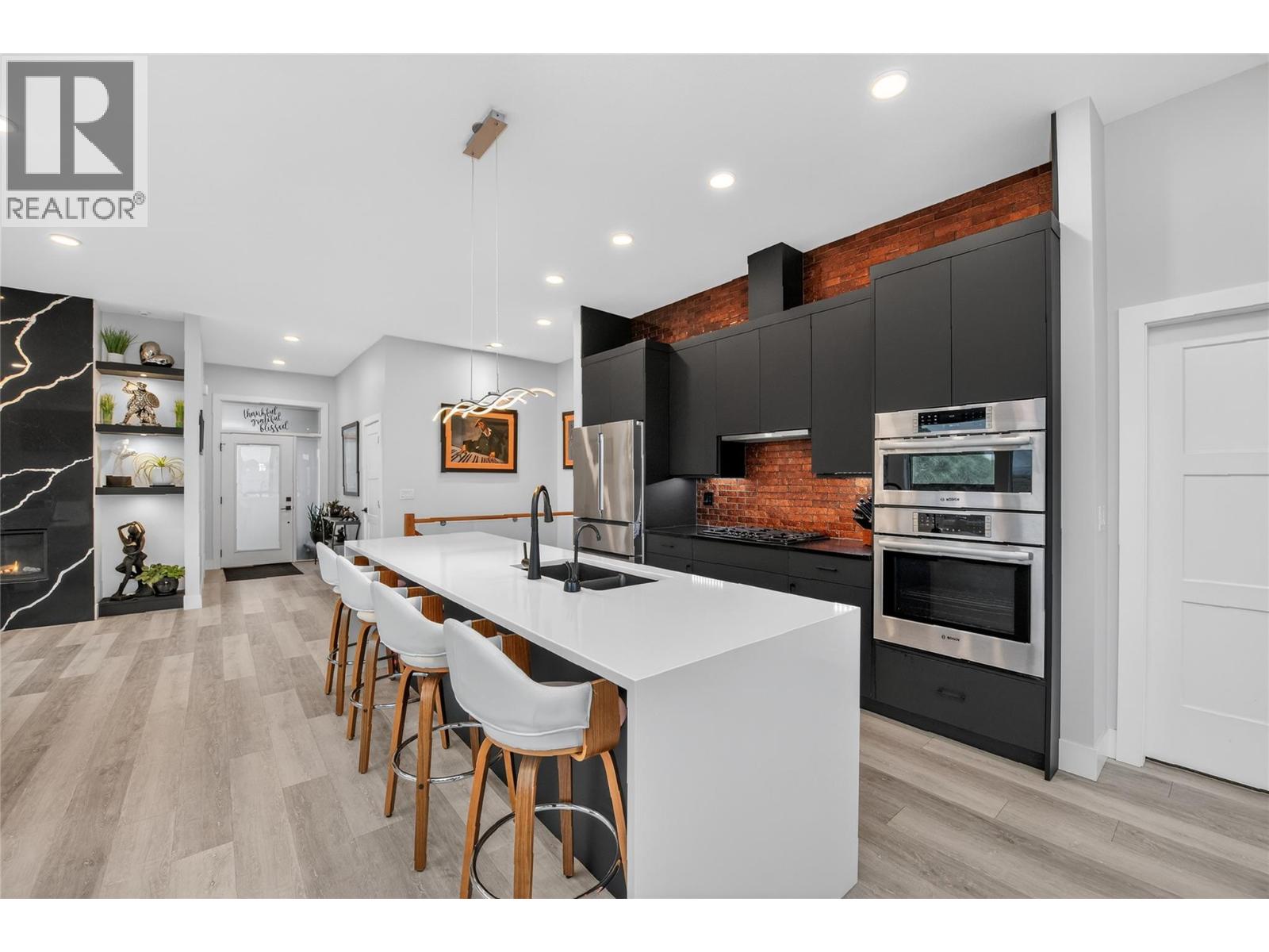 #1 496 Silversage Place - 15