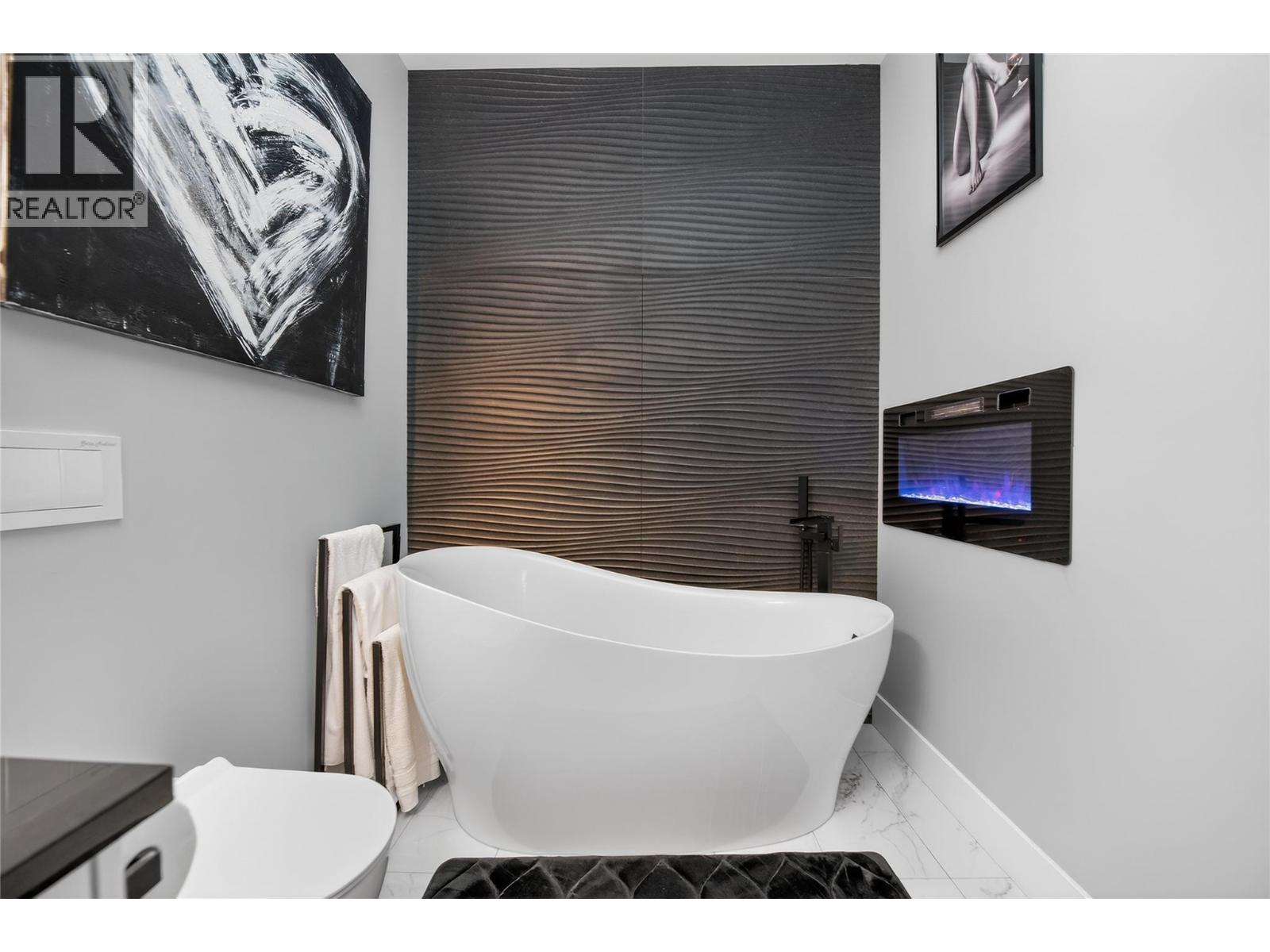 #1 496 Silversage Place - 53