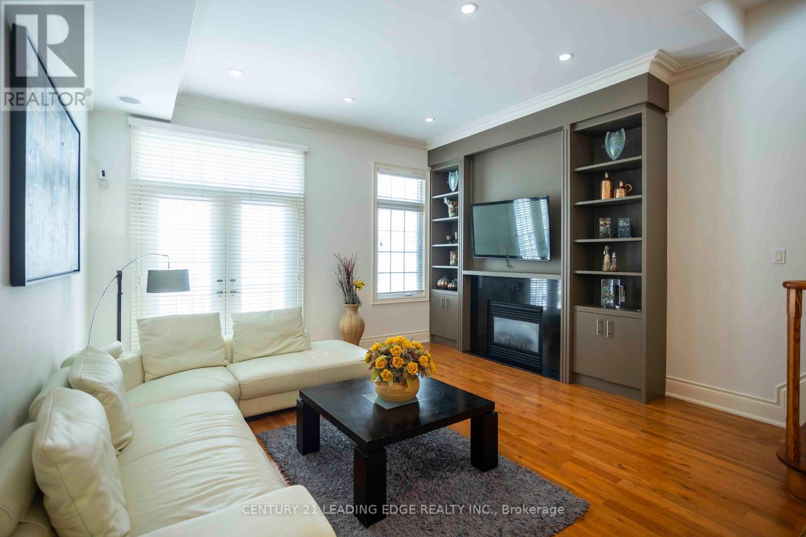 206A MERTON STREET - 13