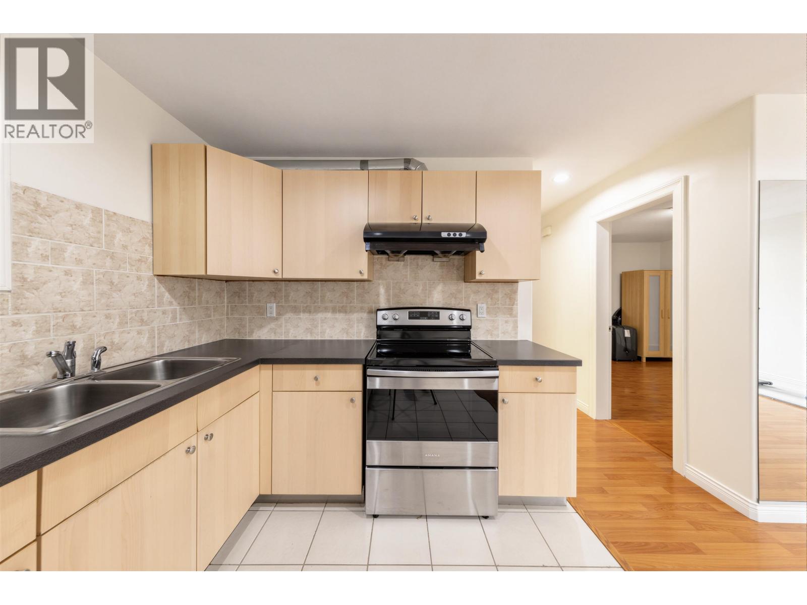 6899 FLEMING STREET, Vancouver