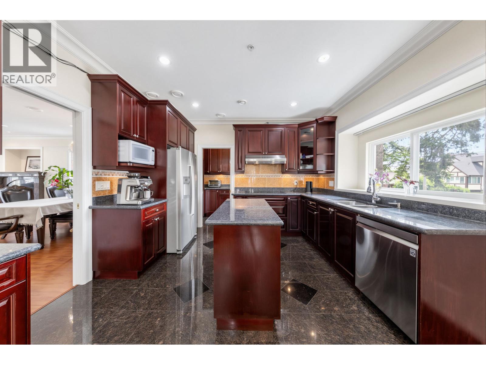 6899 FLEMING STREET, Vancouver