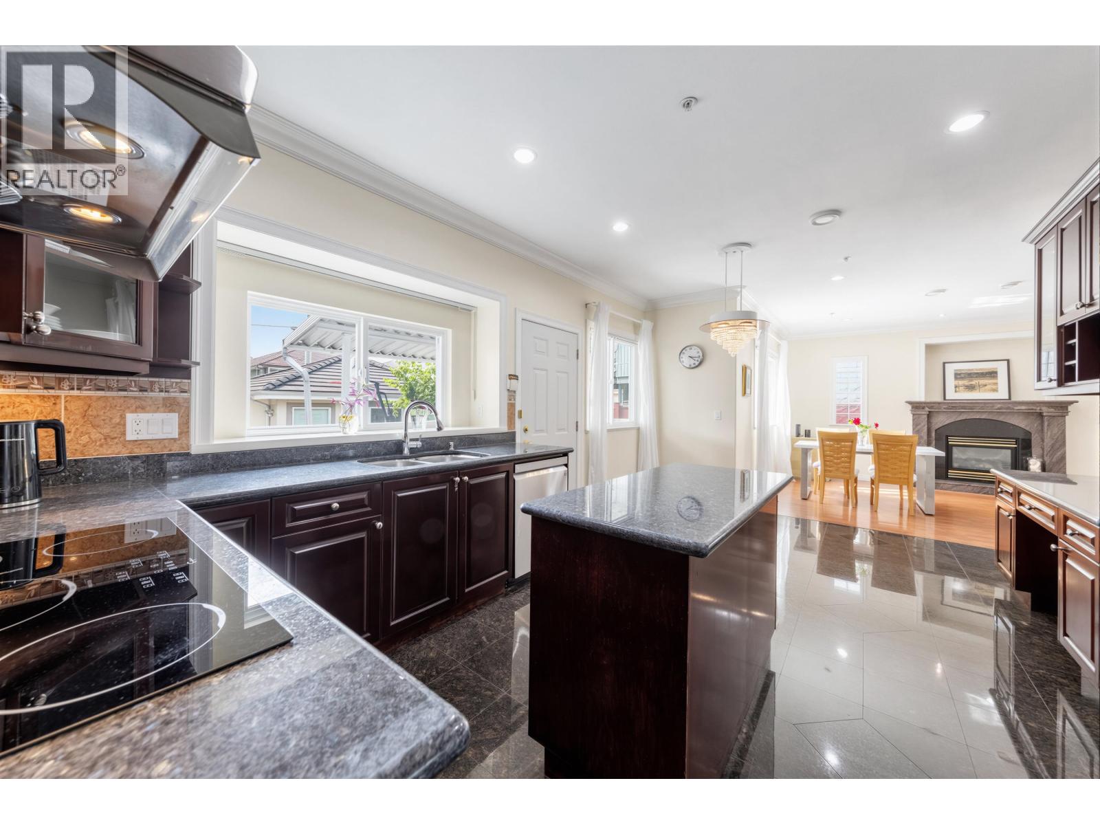 6899 FLEMING STREET, Vancouver