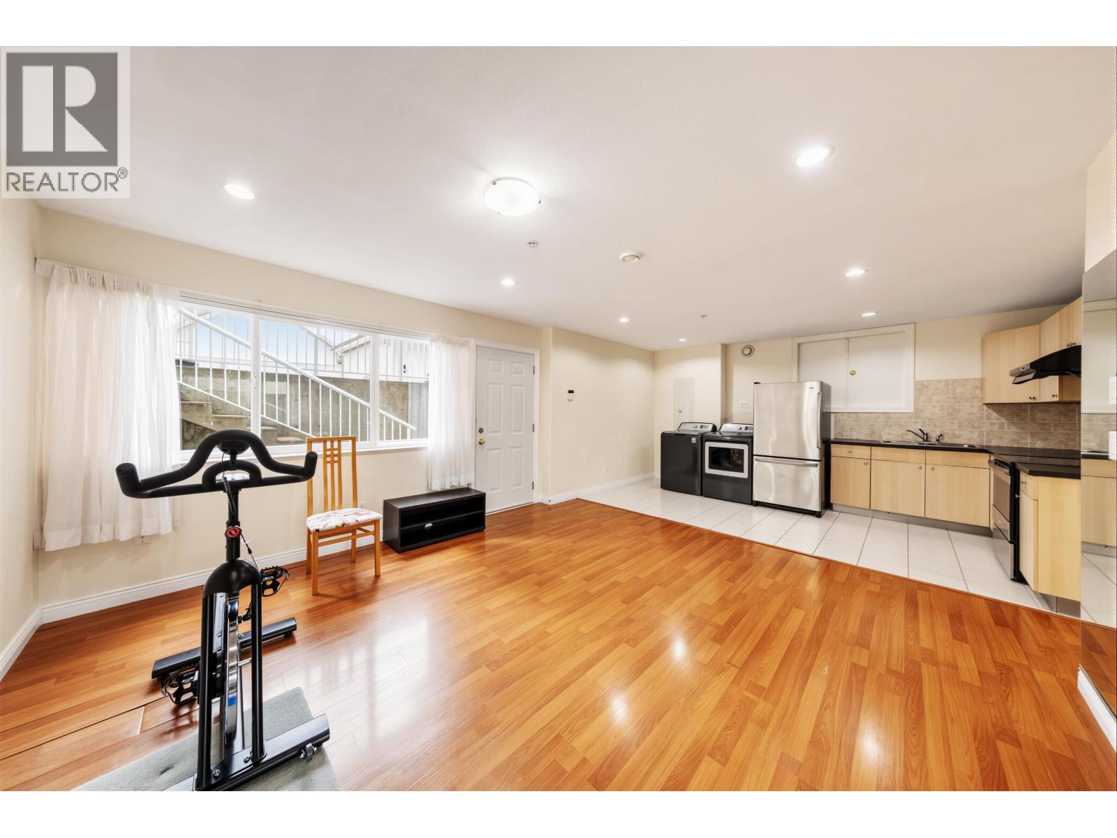 6899 FLEMING STREET, Vancouver