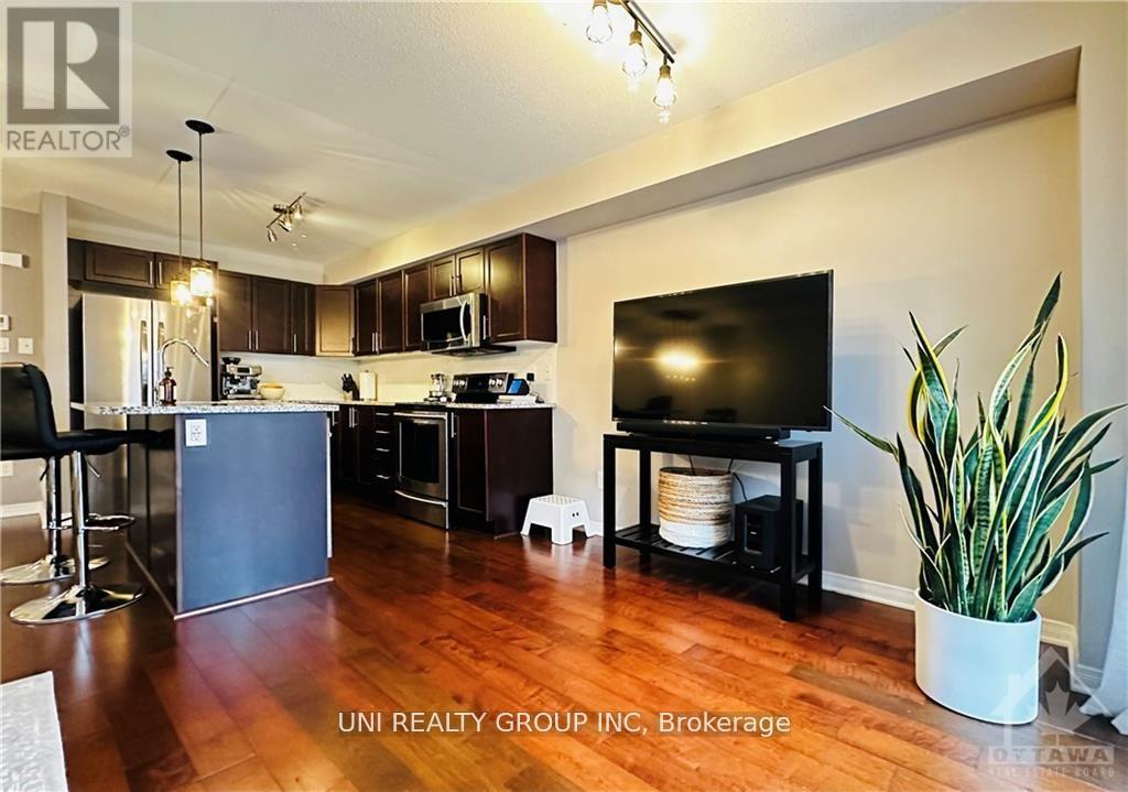 3 Bed, 3 Bath House for Rent in Ottawa – 206 VISION STREET, Ottawa – MLS# X13523882 - Image 14