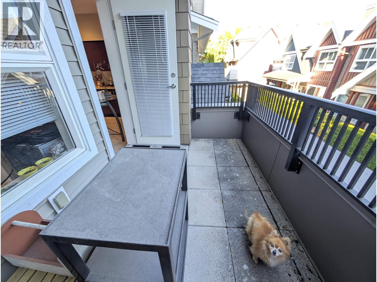 3XXX E 54 AVENUE, Vancouver
