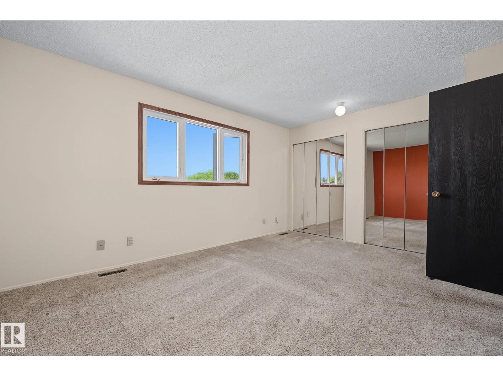 9516 173 AV NW - 16