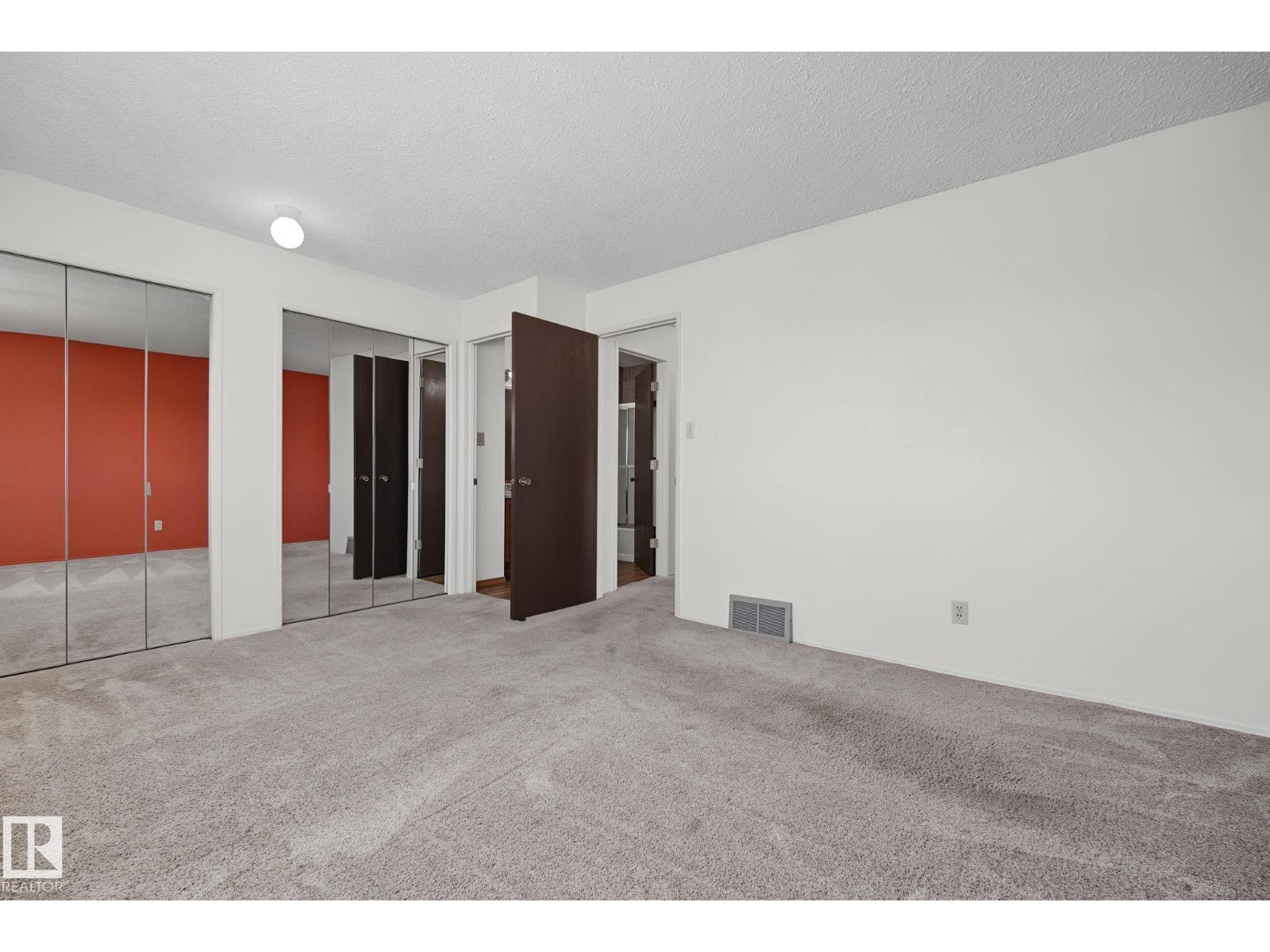 9516 173 AV NW - 17