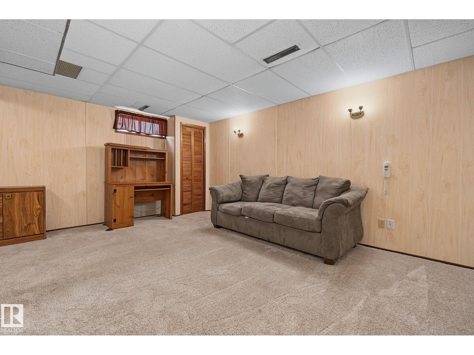 9516 173 AV NW - 31
