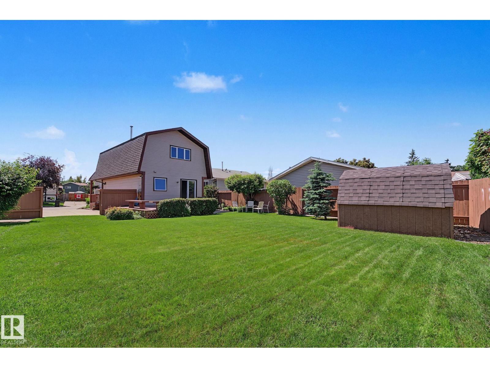 9516 173 AV NW - 39