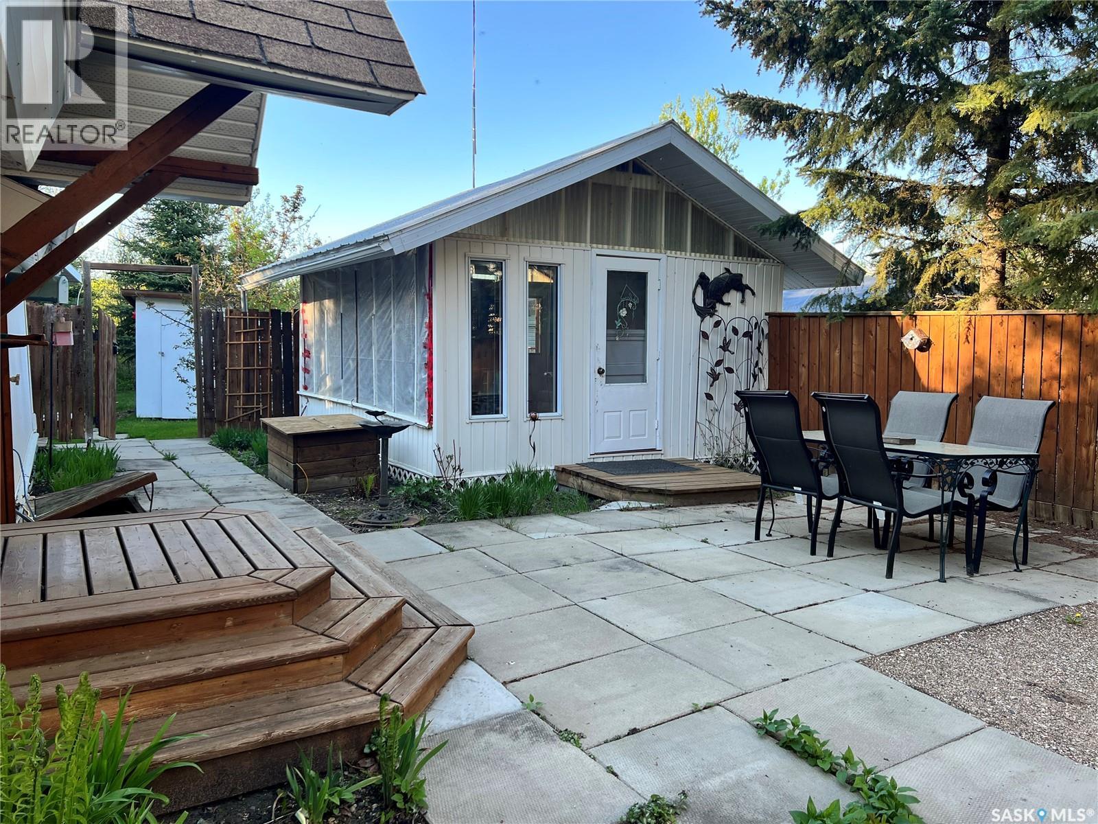 214 Richard DRIVE — photo 39