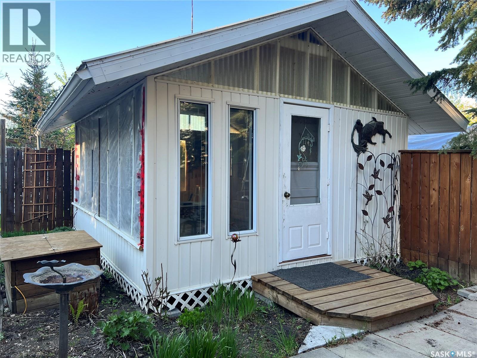 214 Richard DRIVE — photo 40