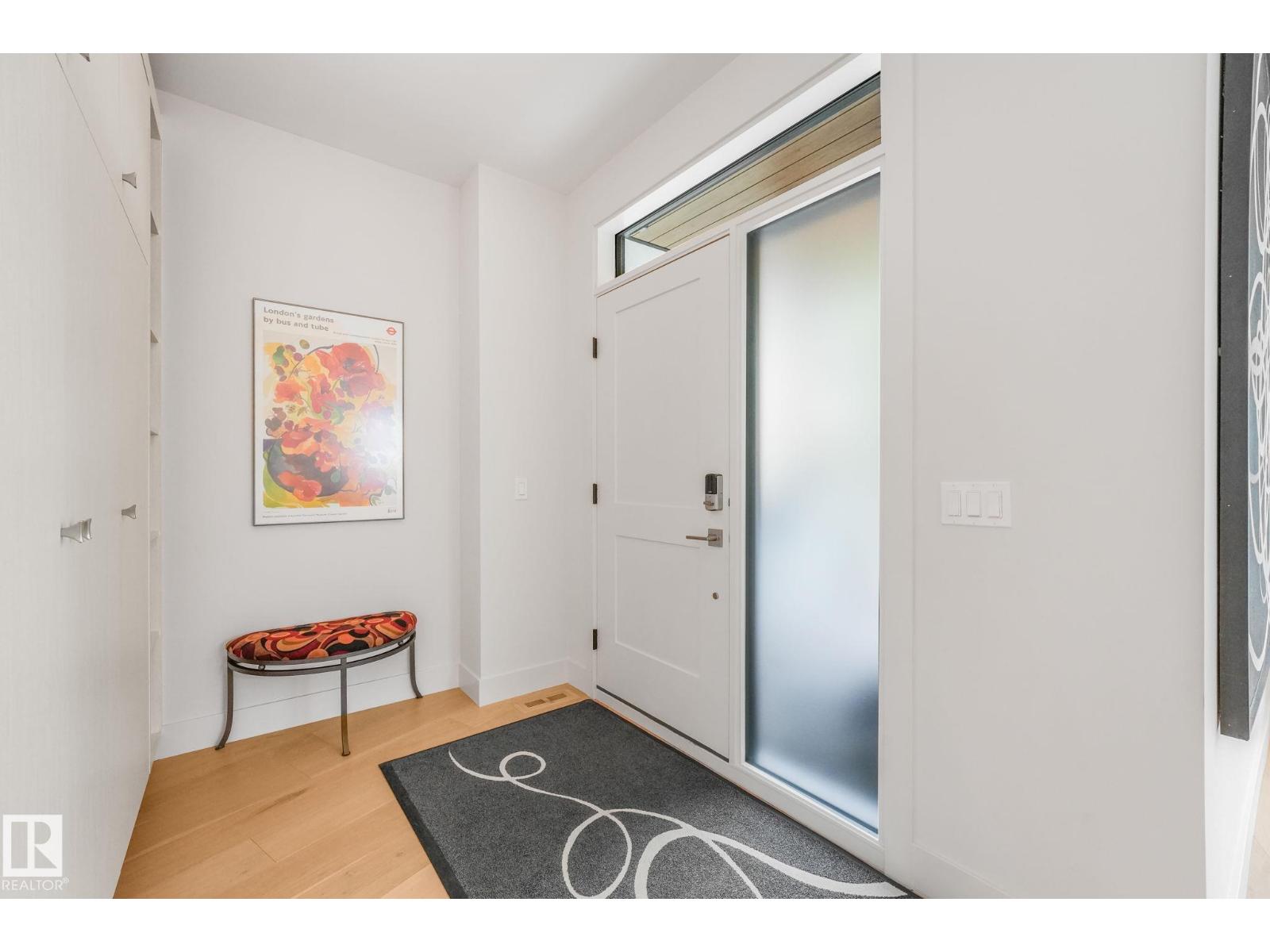 11247 71 AV NW - 6