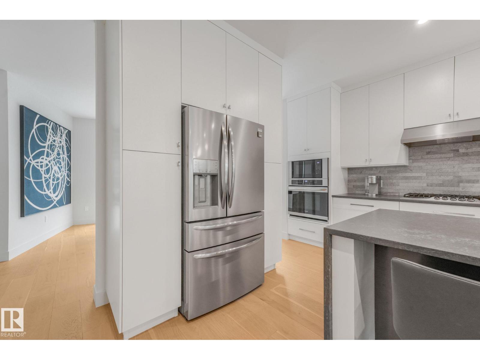 11247 71 AV NW - 15