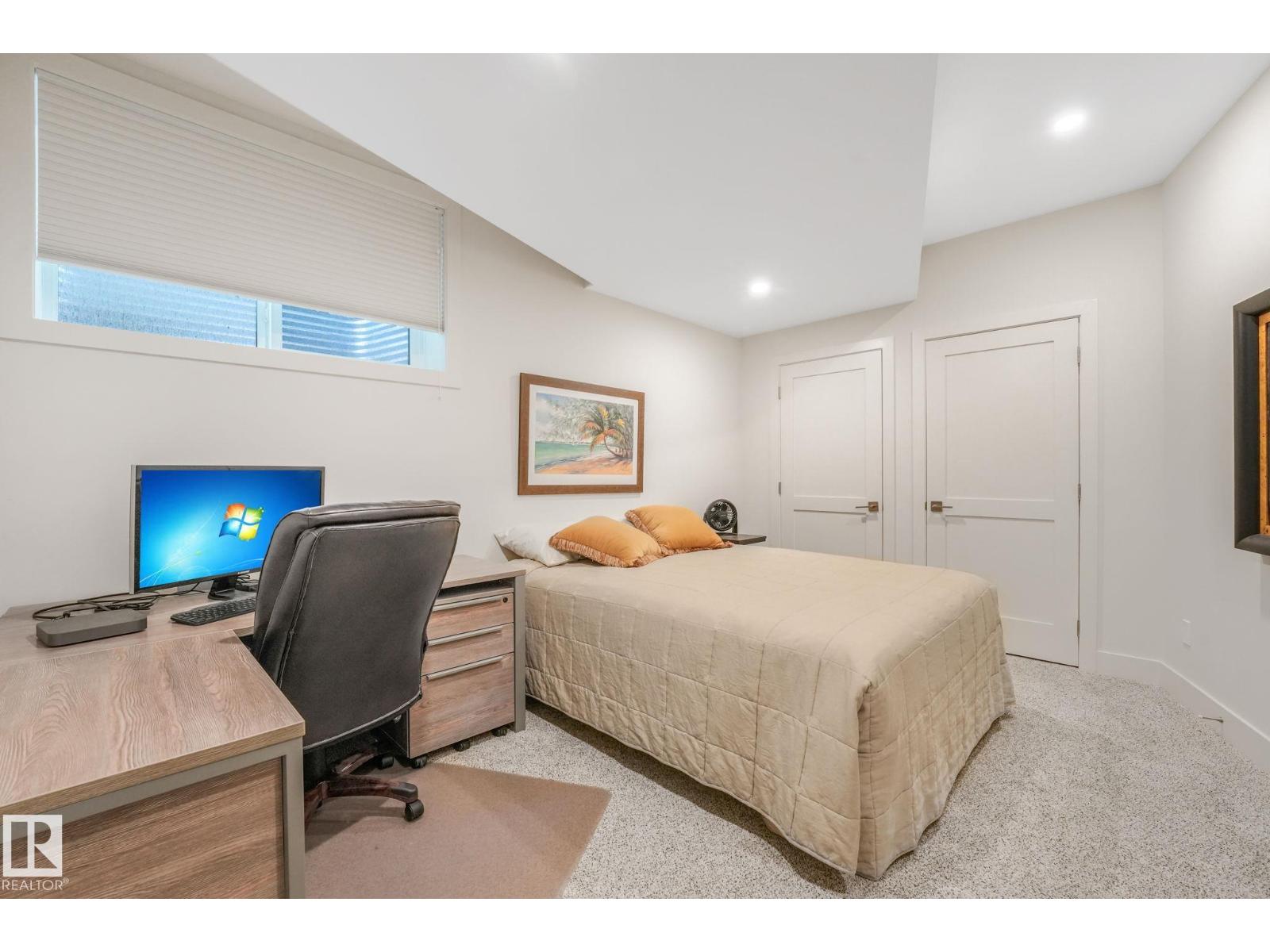 11247 71 AV NW - 59