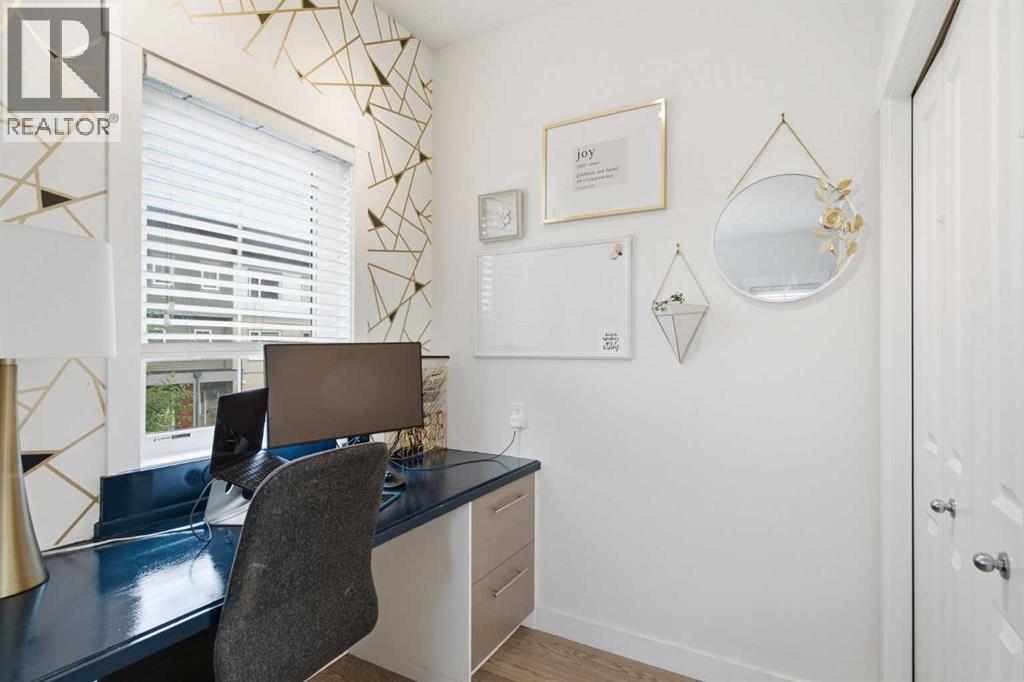 #2101 5305 32 Avenue SW - 16
