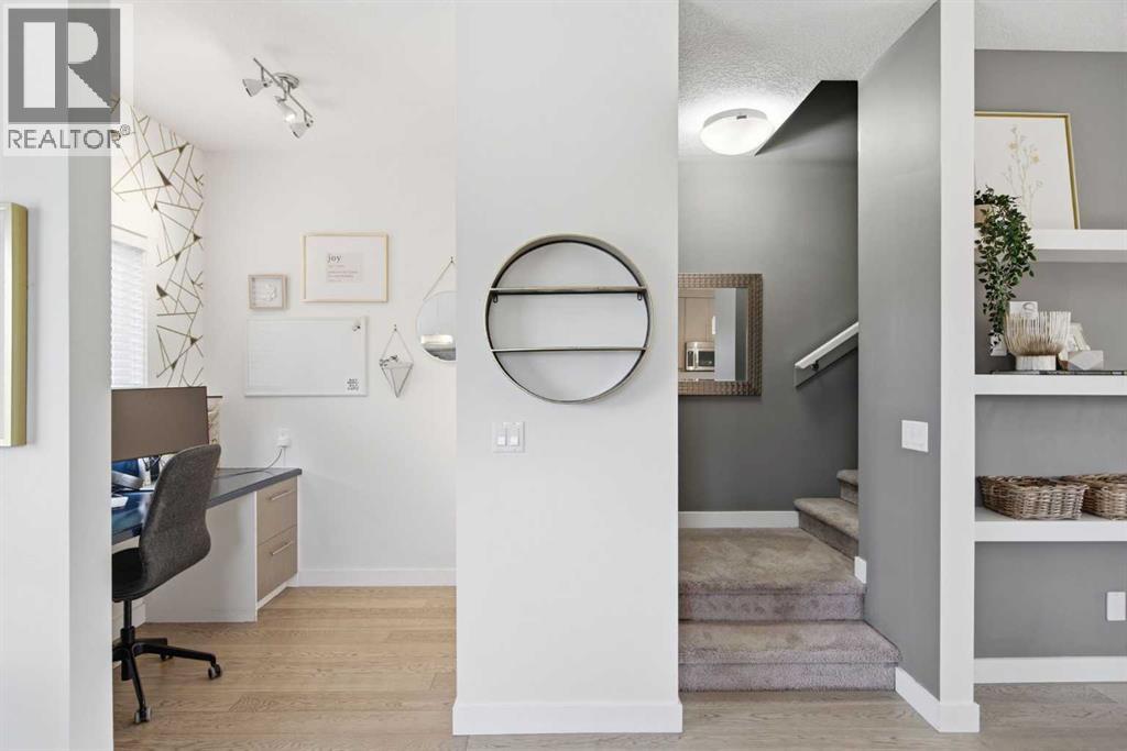 #2101 5305 32 Avenue SW - 24
