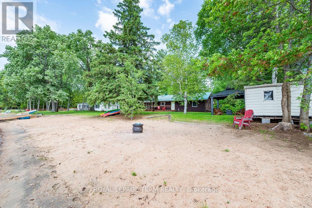 42165 COMBERMERE ROAD - 39
