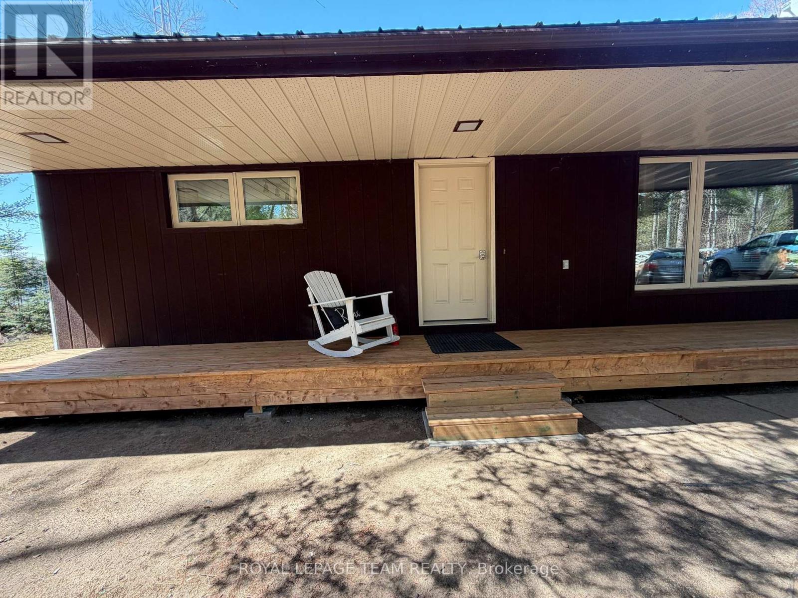 42165 COMBERMERE ROAD - 50