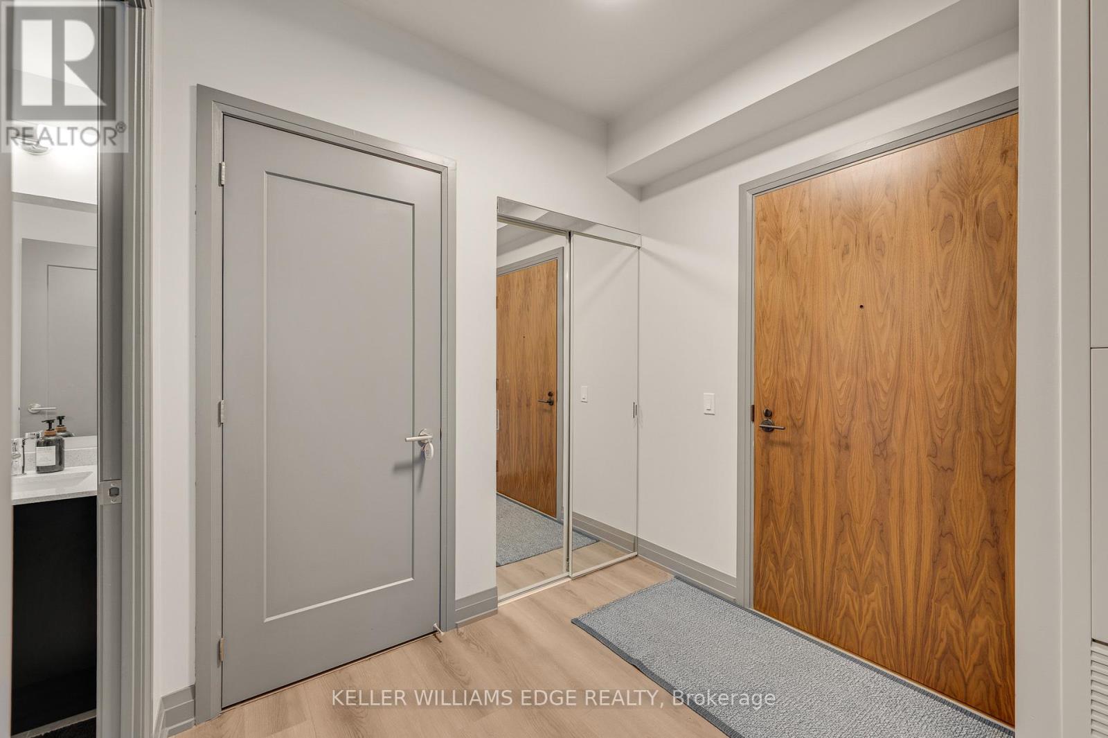 #305 509 DUNDAS STREET W - Image 14