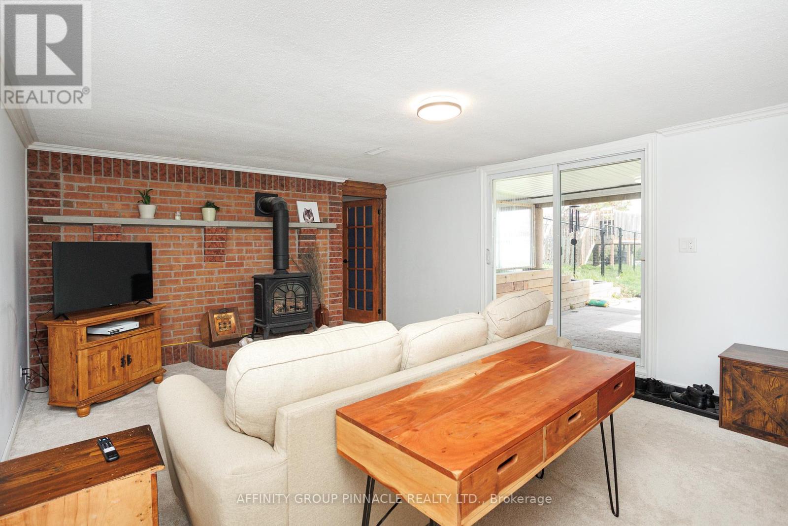 1140 FARMSTEAD ROAD - 29