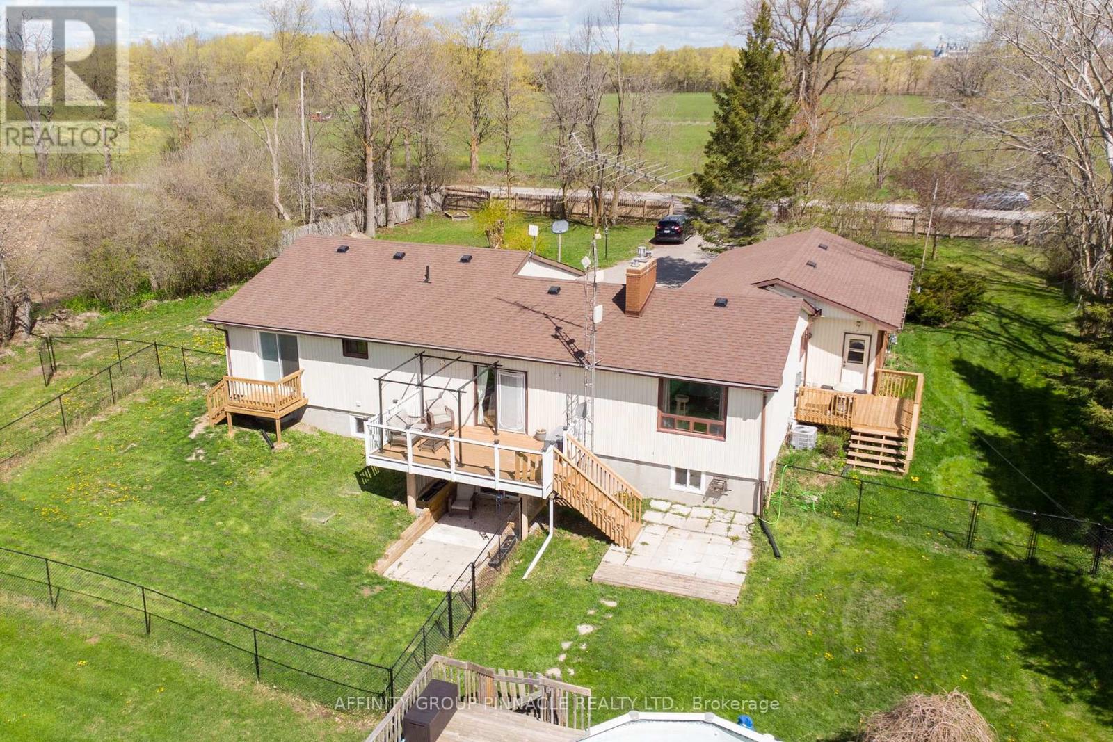 1140 FARMSTEAD ROAD - 39