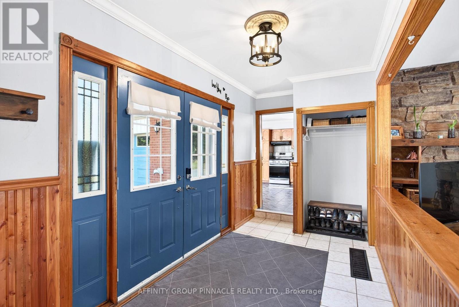1140 FARMSTEAD ROAD - 7