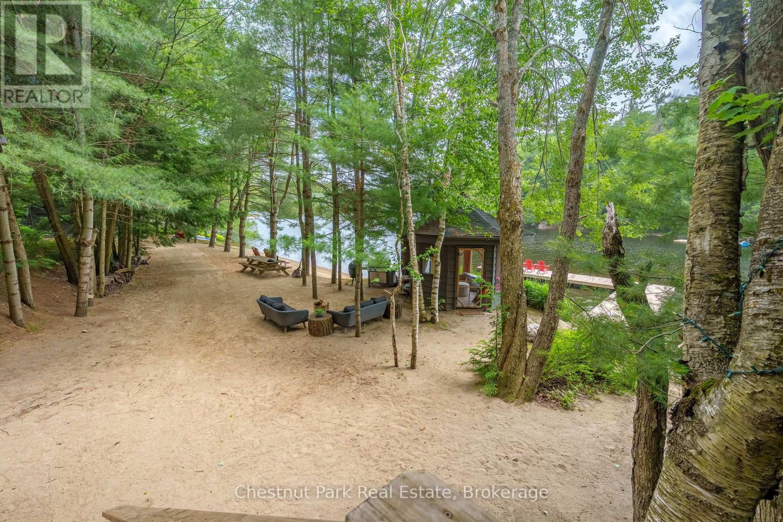 1071 STRACHAN POINT ROAD - 21