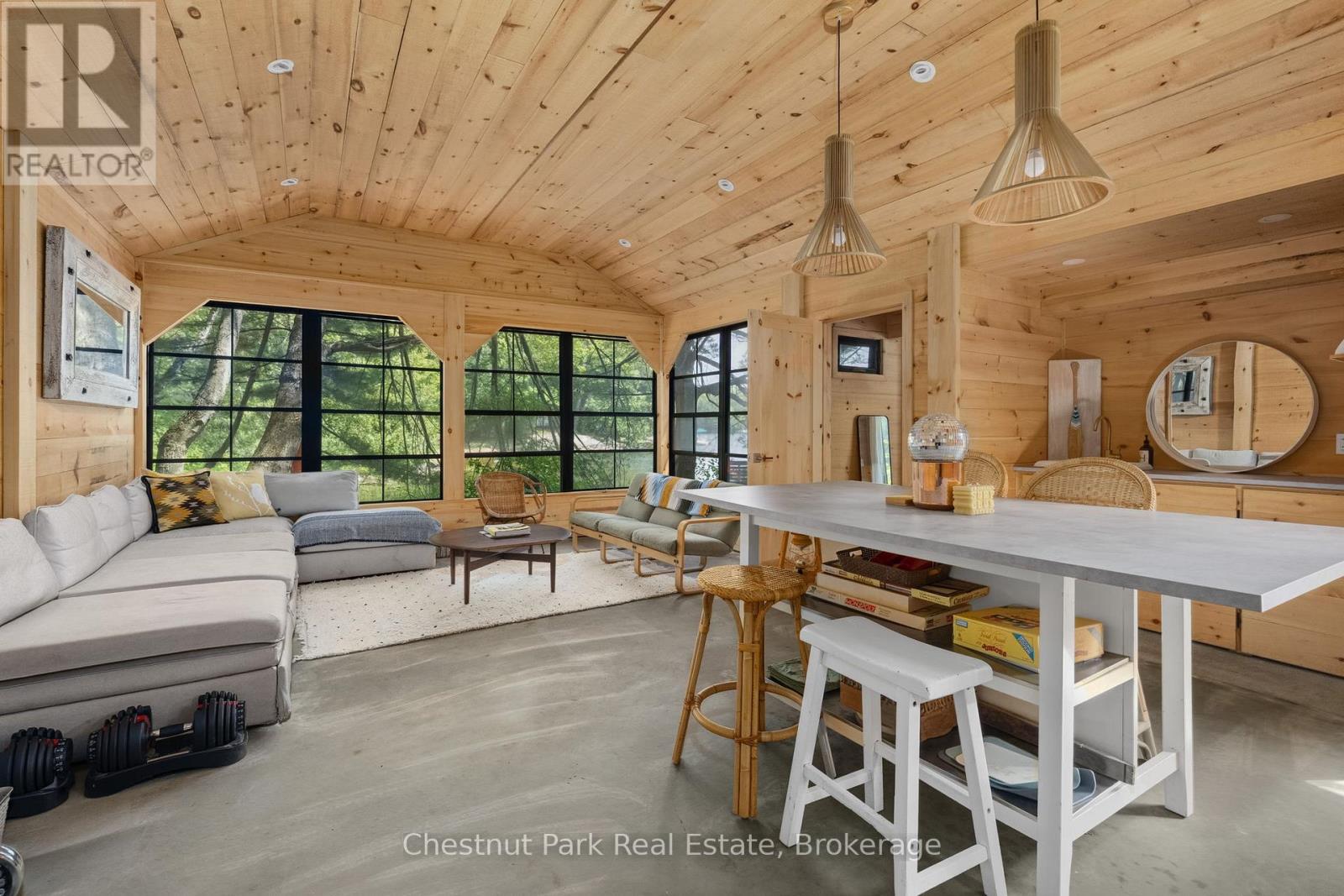 1071 STRACHAN POINT ROAD - 32