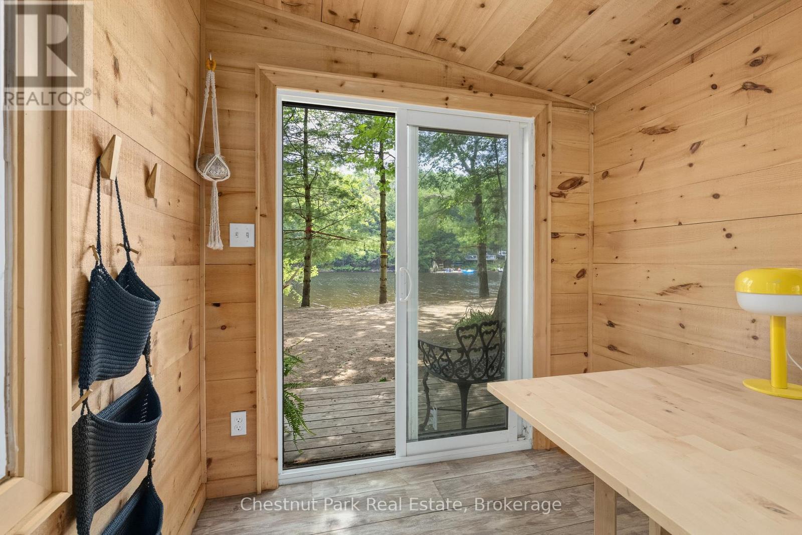 1071 STRACHAN POINT ROAD - 36