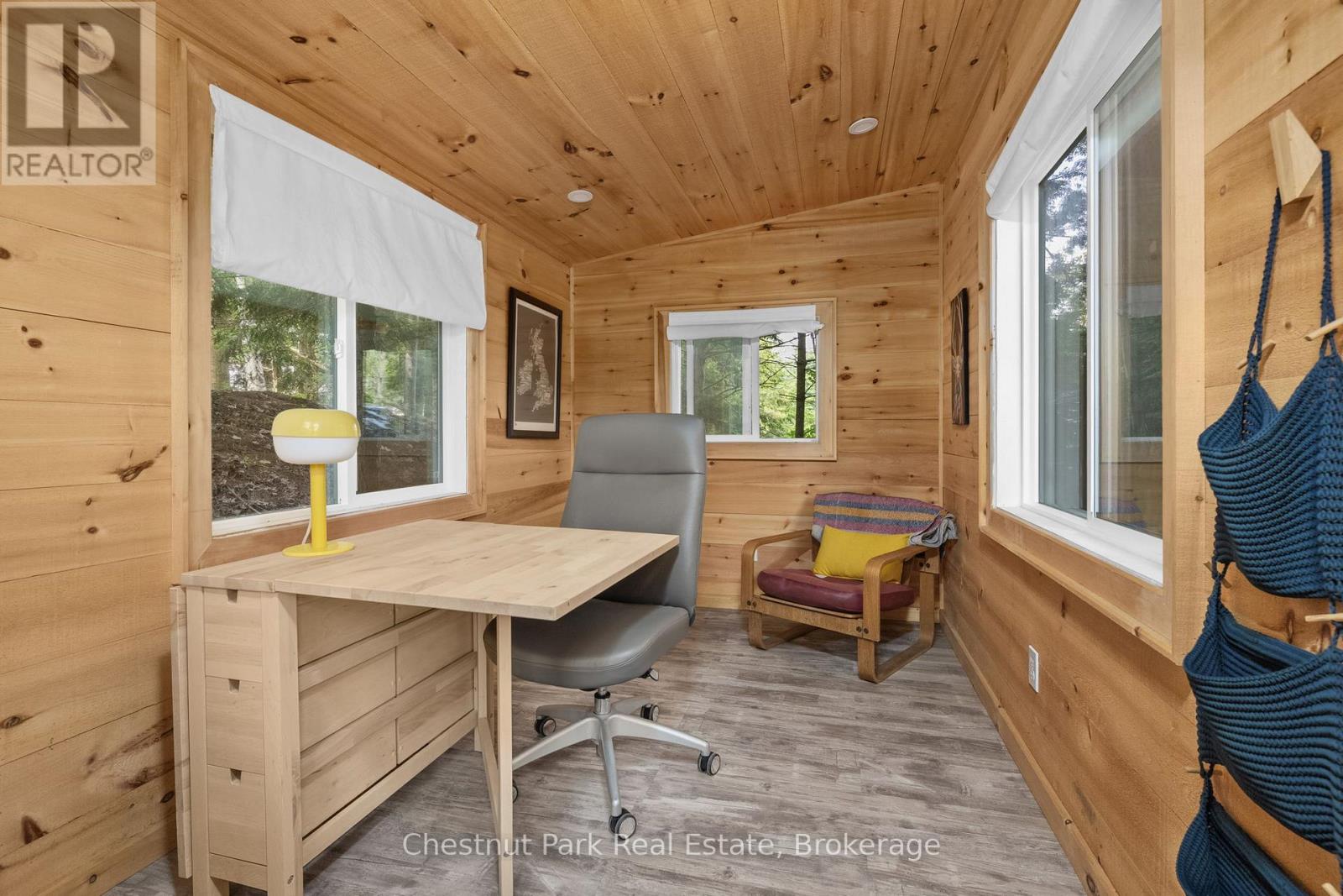 1071 STRACHAN POINT ROAD - 37