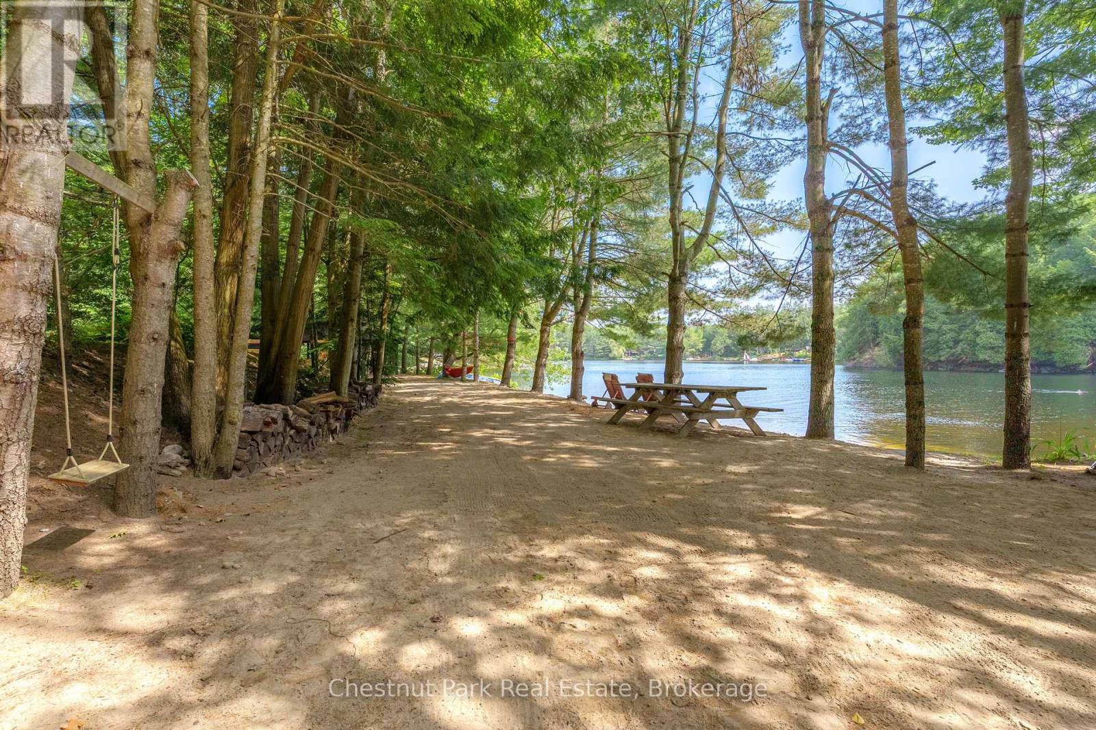 1071 STRACHAN POINT ROAD - 39