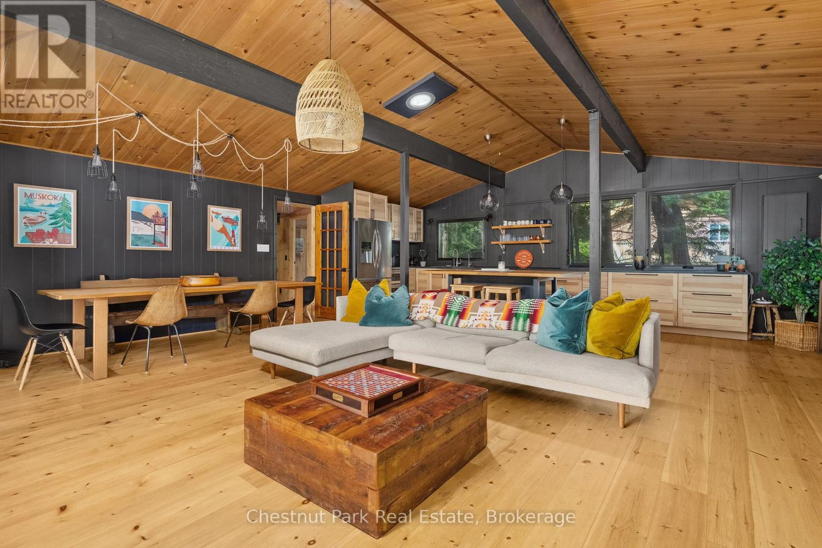 1071 STRACHAN POINT ROAD - 7